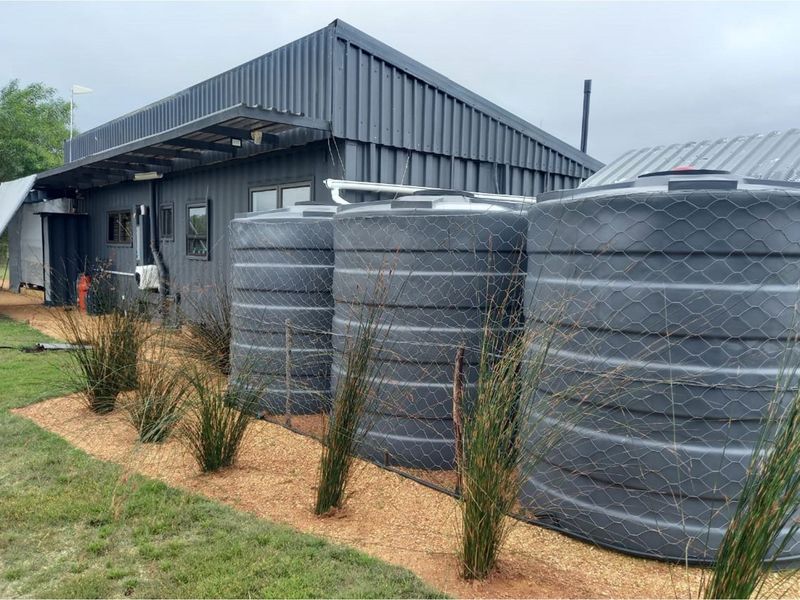 Embrace Off-Grid Living in Style and Comfort - 5,691m2 Smallholding in Albertinia - Photo 6