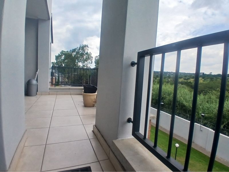 2 bedroom, 2 bathroom Lifestyle FOR SALE - Photo 7