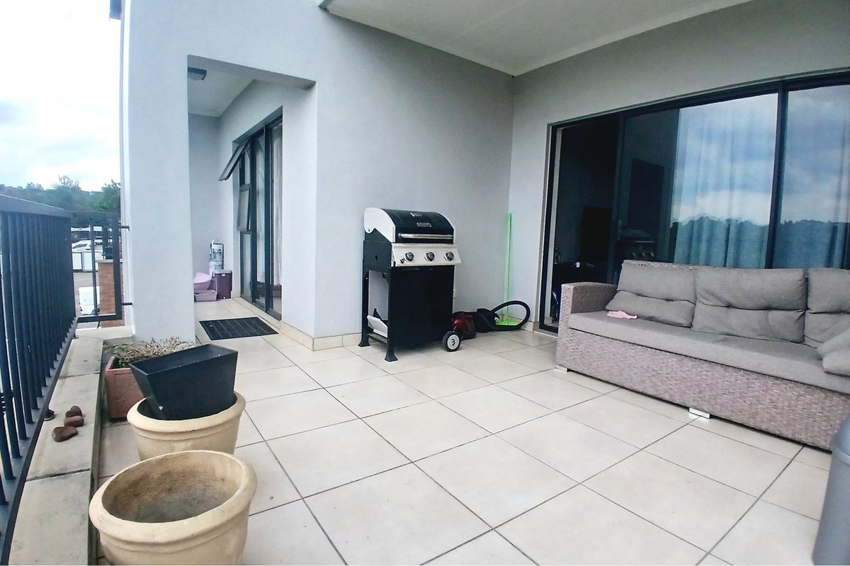 2 bedroom, 2 bathroom Lifestyle FOR SALE - Photo 4