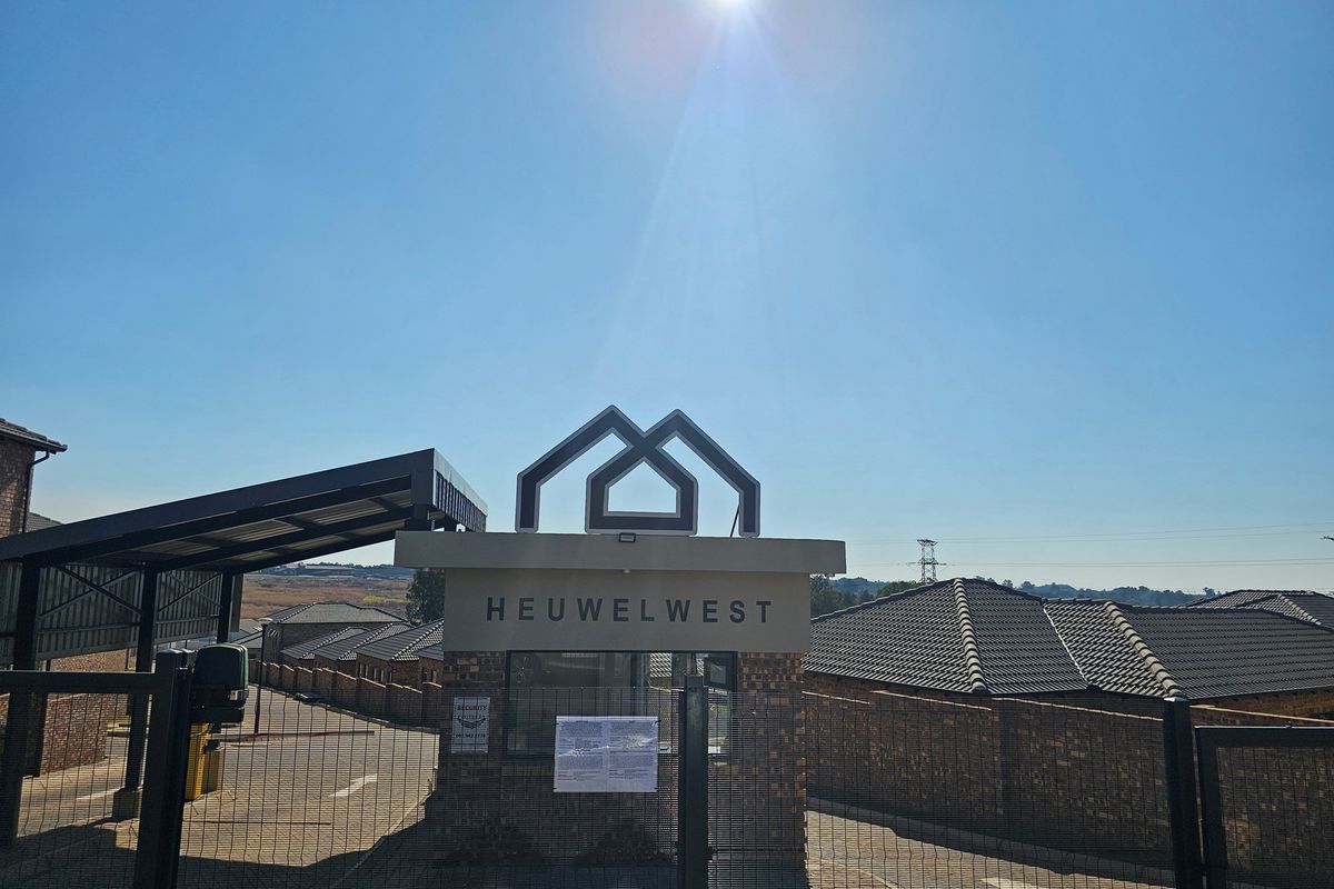 3-Bedroom Sectional Title in Die Heuwel’s Newest Development don't miss out to own it - Photo 3