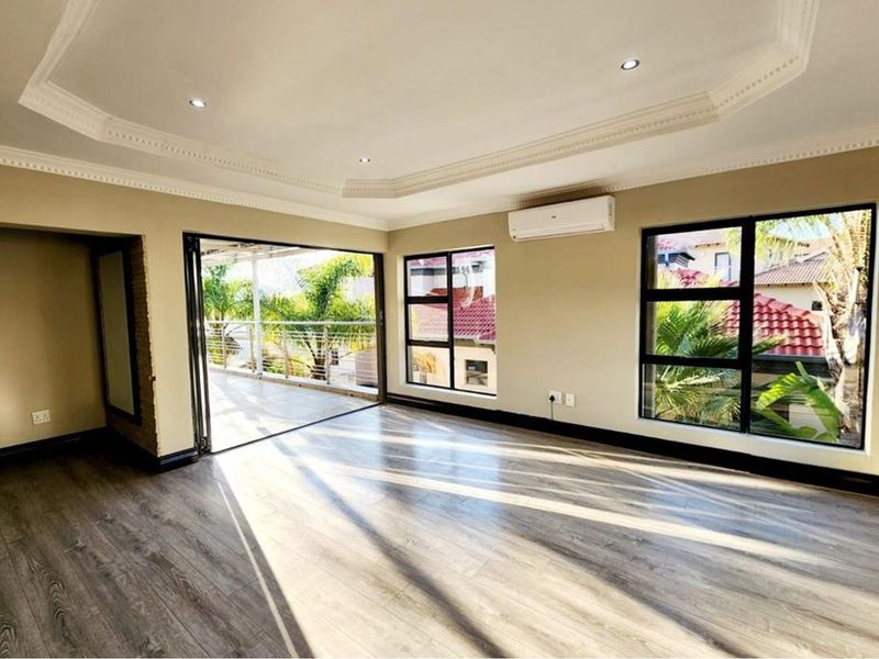 Eco-friendly nature estate which also boasts the ultimate in Luxury! - Photo 10