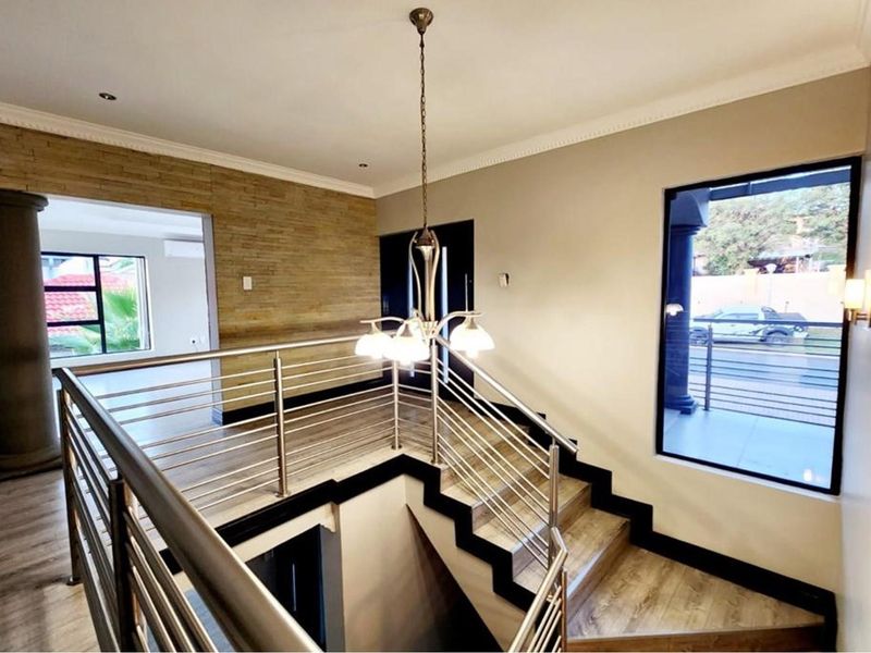 Eco-friendly nature estate which also boasts the ultimate in Luxury! - Photo 8