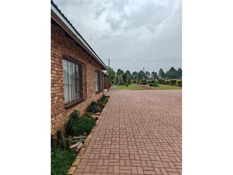 House For Sale in Deneysville - Photo 9