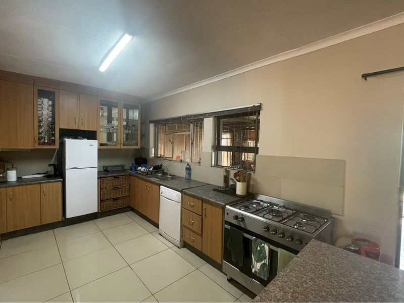 Endless Space, Versatility, and Income Potential in Signal Hill - Photo 8