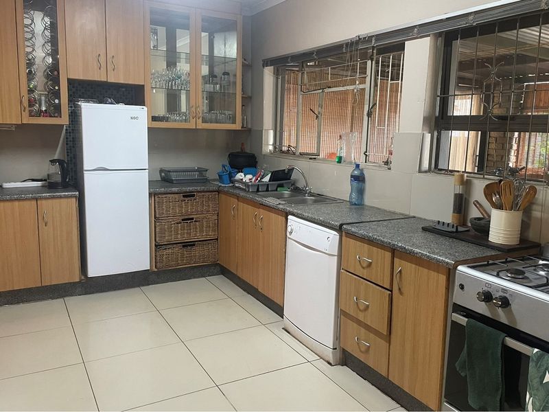 Endless Space, Versatility, and Income Potential in Signal Hill - Photo 3