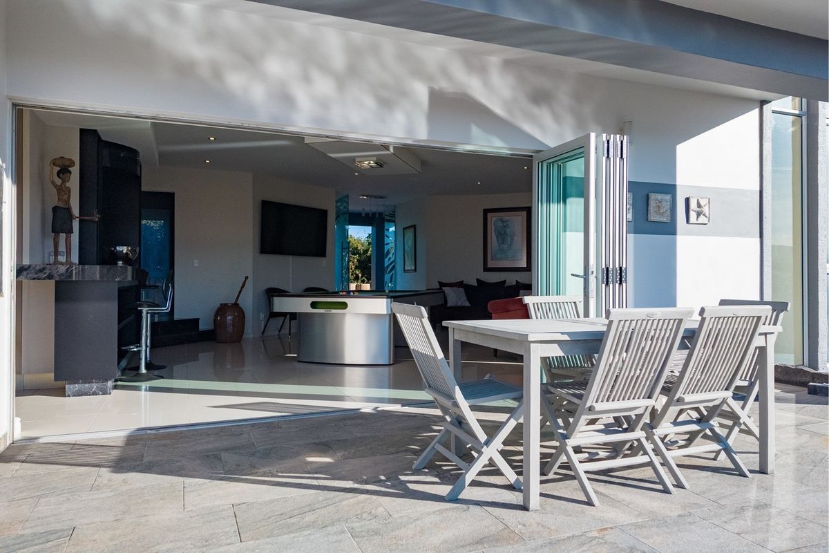 Exceptional Guesthouse Investment Opportunity or Ultimate Luxury Home! - Photo 2