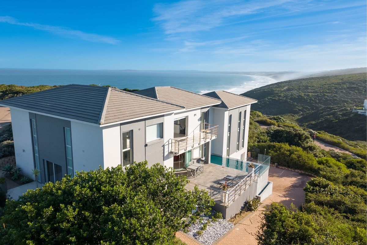 Exceptional Guesthouse Investment Opportunity or Ultimate Luxury Home! - Photo 4