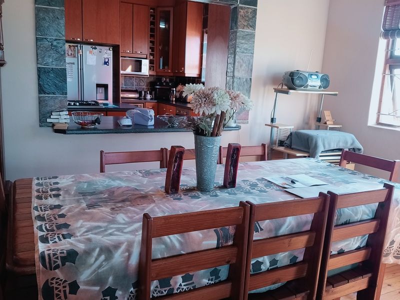 EXCEPTIONAL 3 BEDROOM HOME WITH FLATLET IN MOSEL - Photo 5