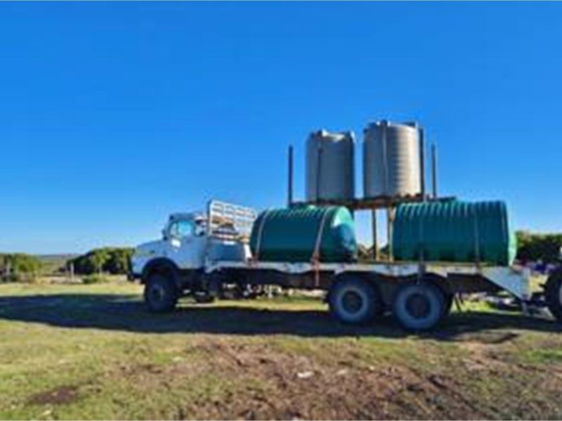 Luxury Off-Grid Farm for Sale - Grazing Land and Views near Heidelberg - Photo 7