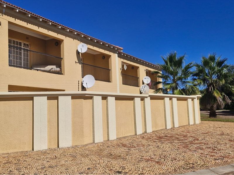 "Prime Doringkruin Apartment Block Investment" - Photo 4