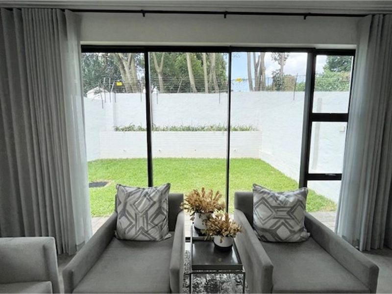 Modern, brand new 3 bed all en-suite duplex - Photo 6