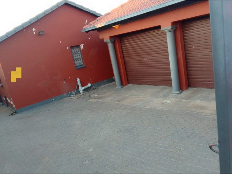 3 Bedroom house for Sale in Mahube Valley - Photo 3