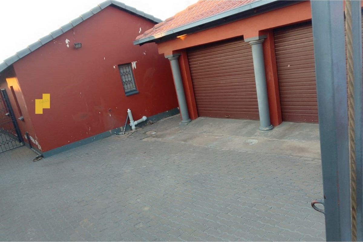 3 Bedroom house for Sale in Mahube Valley - Photo 3