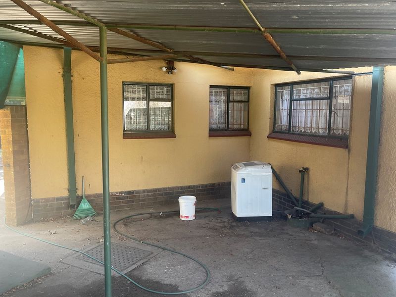 Well Located! - Photo 7