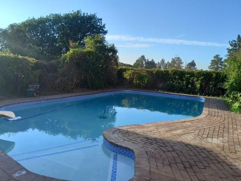 MOOILANDE AH * MEYERTON * R2 650 000.00 * Well Maintained property   * 3 Bedrooms   * 2 Bathrooms - Photo 4