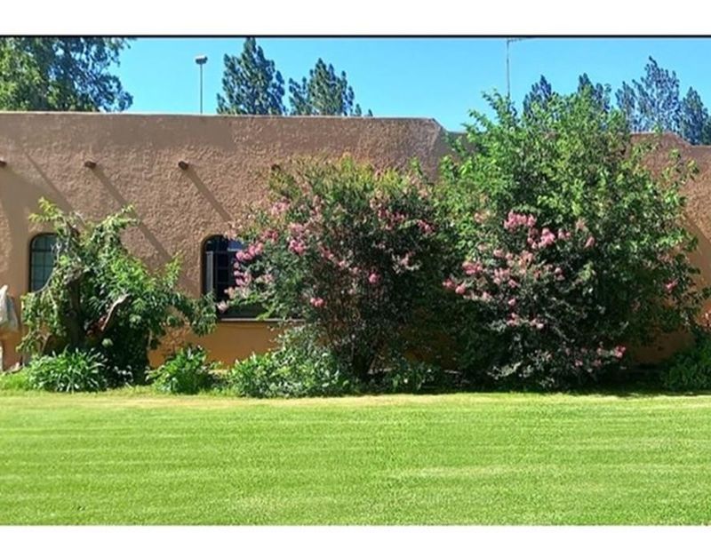 MOOILANDE AH * MEYERTON * R2 650 000.00 * Well Maintained property   * 3 Bedrooms   * 2 Bathrooms - Photo 1