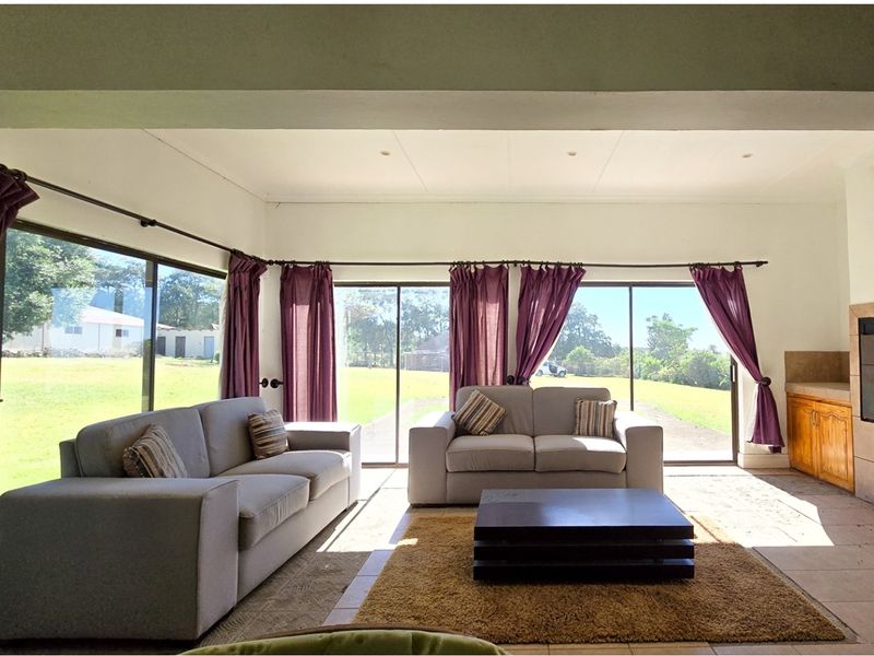 Two spacious farm-style homes ideal for country living! - Photo 7