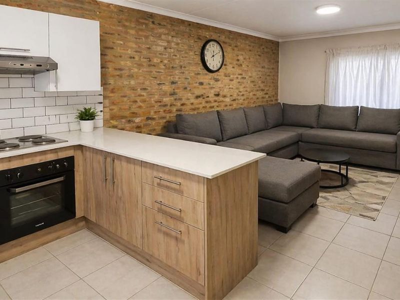 Modern 2-Bedroom Apartment in Secure Complex - Noah’s Village, Kempton Park - Photo 1