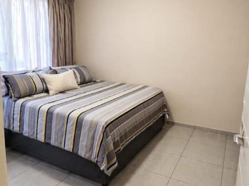 Modern 2-Bedroom Apartment in Secure Complex - Noah’s Village, Kempton Park - Photo 6