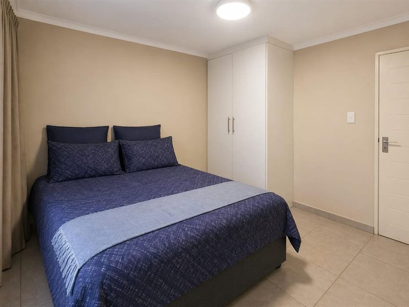 Modern 2-Bedroom Apartment in Secure Complex - Noah’s Village, Kempton Park - Photo 4