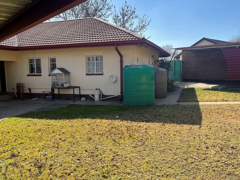 Calling for Investors - Photo 7