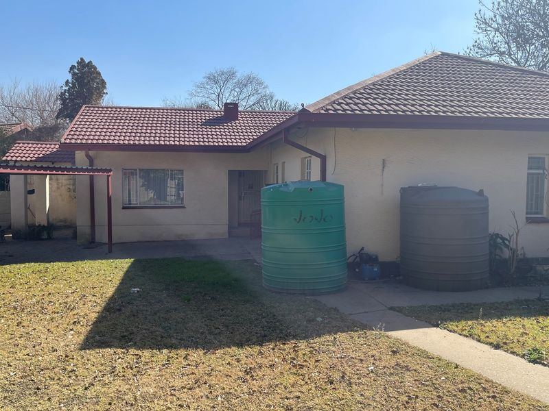 Calling for Investors - Photo 9