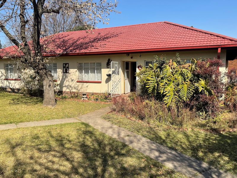 Calling for Investors - Photo 2