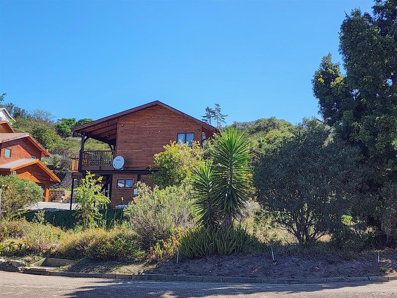 Peaceful lifestyle with access to outdoor activities and nature. - Photo 7