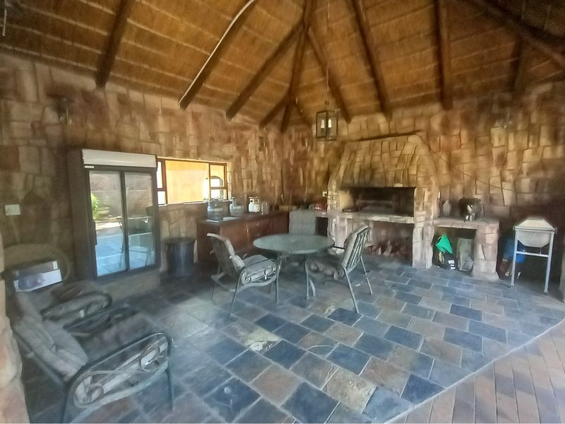 Excellent Business opportunity awaits in Jeffreys Bay - Photo 10