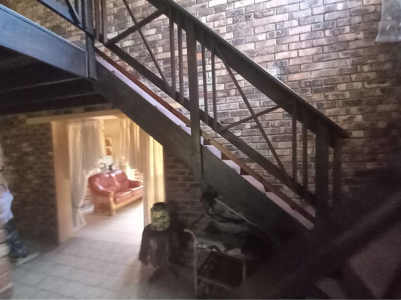 Excellent Business opportunity awaits in Jeffreys Bay - Photo 3