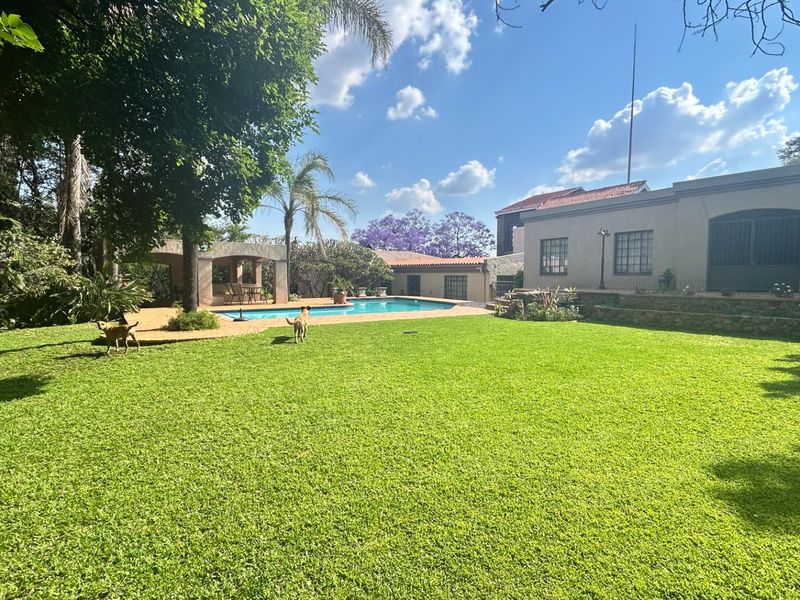 Breathtaking Bushveld Retreat with Panoramic Views - Photo 4