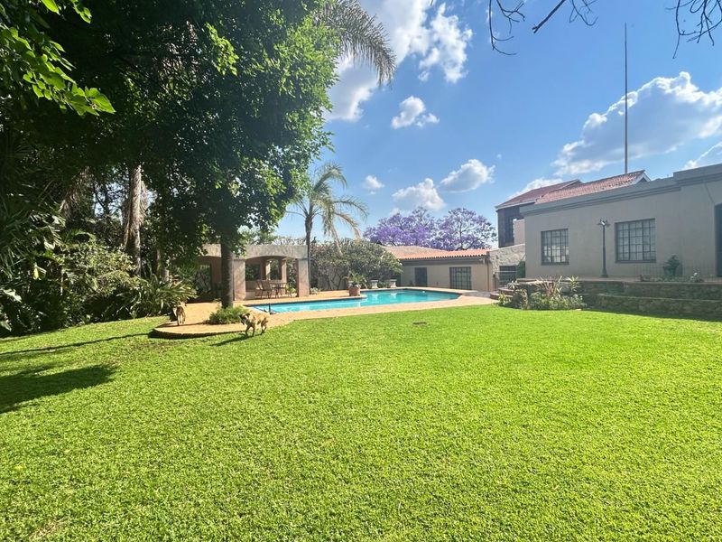 Breathtaking Bushveld Retreat with Panoramic Views - Photo 3