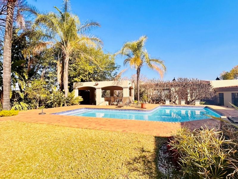 Breathtaking Bushveld Retreat with Panoramic Views - Photo 5