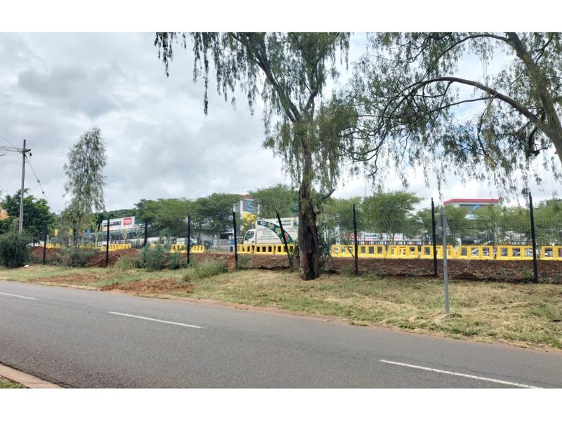 EXCLUSIVE RESIDENTIAL DEVELOPMENT OPPORTUNITY - LYNNWOOD RIDGE - Photo 9