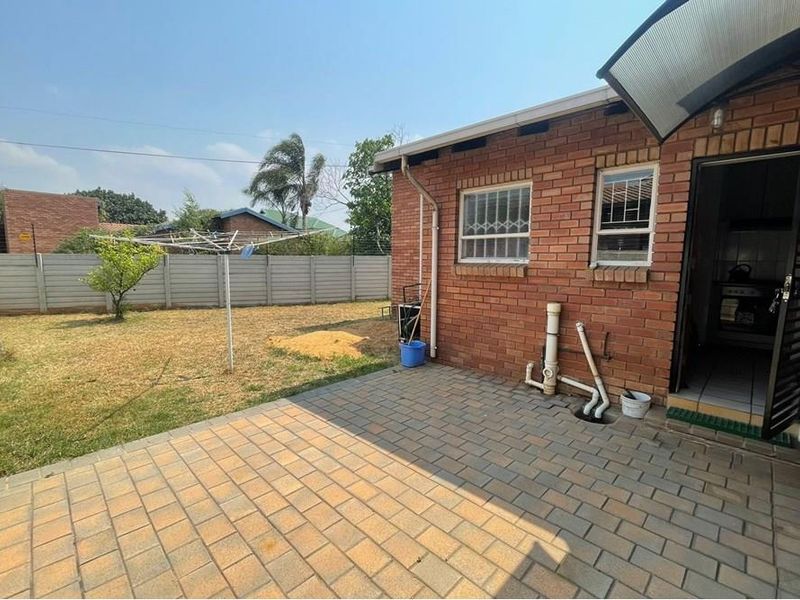 House For Sale in Kenleaf, Brakpan - Photo 3