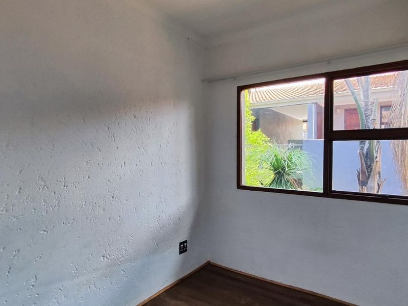 "Modern Living in Rynfield AH: 2-Bed Apartment" - Photo 10