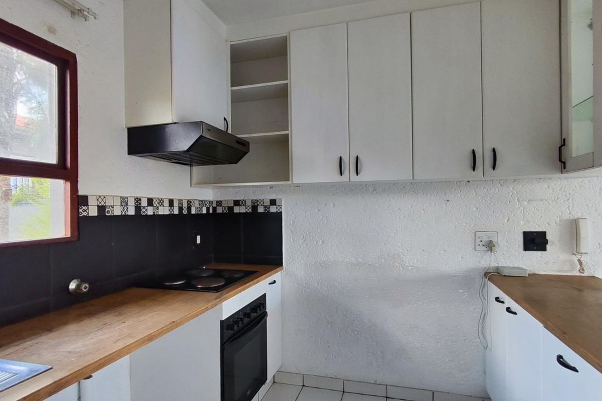 "Modern Living in Rynfield AH: 2-Bed Apartment" - Photo 5