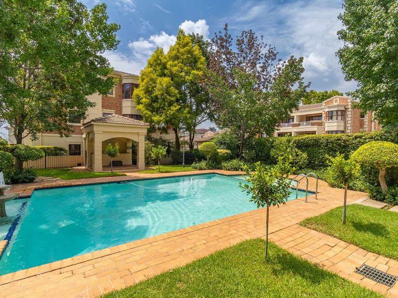 Fully renovated and luxurious 2 bedroom apartment in Bantry Road - Photo 2