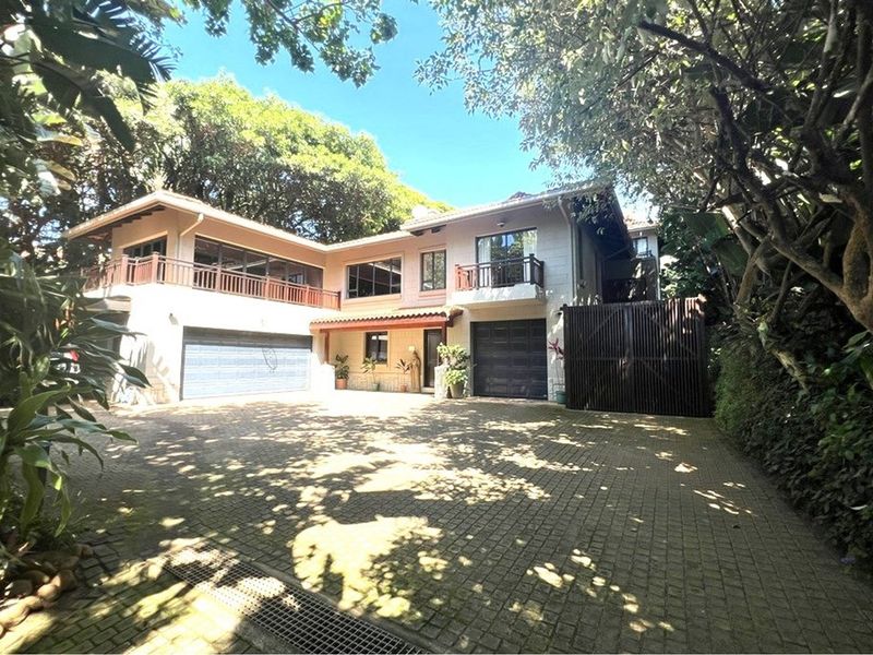 4 Bedroom Home with Staff Room plus Flatlet in Zimbali - Photo 9