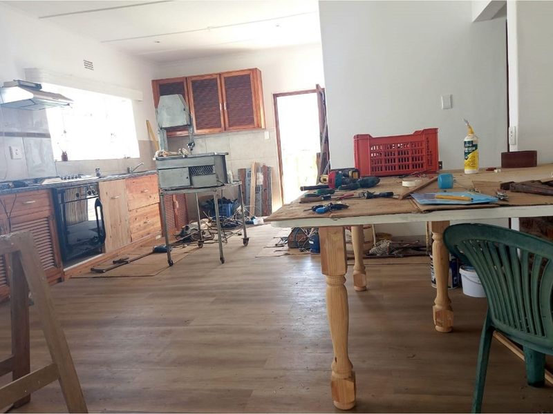 Beautifully Renovated Family Home in Albertinia - Ready to Move In Soon - Photo 10