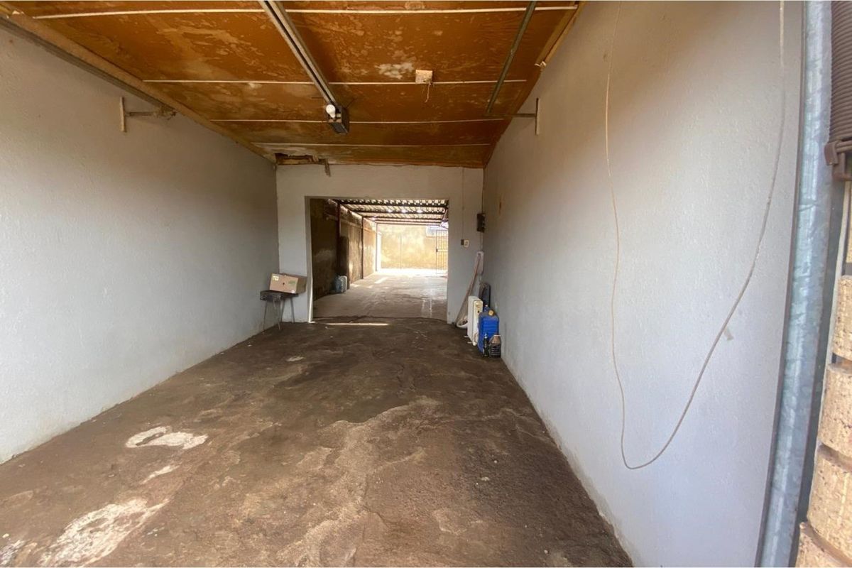 3-Bedroom Family Home for Sale in Evaton Palm springs - Photo 2