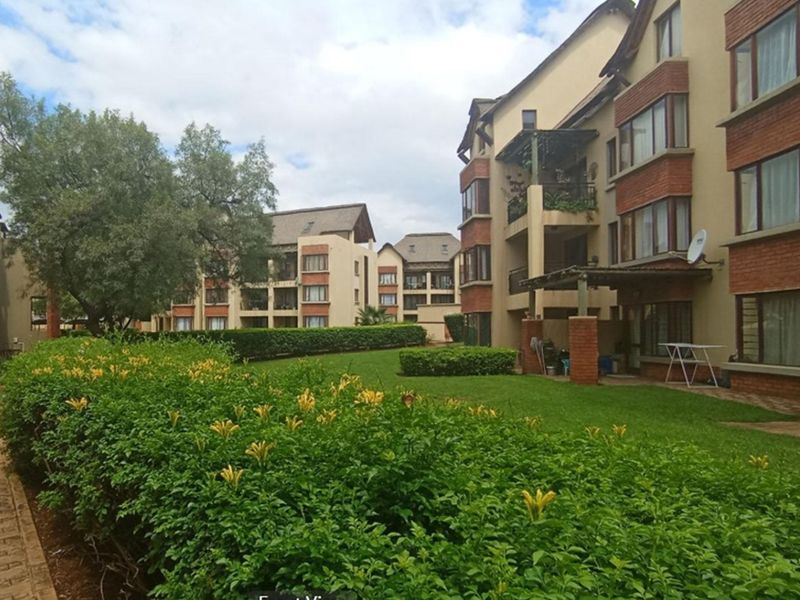 2 bedroom Apartment for SALE - Photo 2