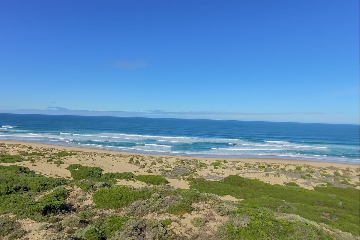 Exceptional Coastal Vacant Plot with Breathtaking Ocean Views! - Photo 3
