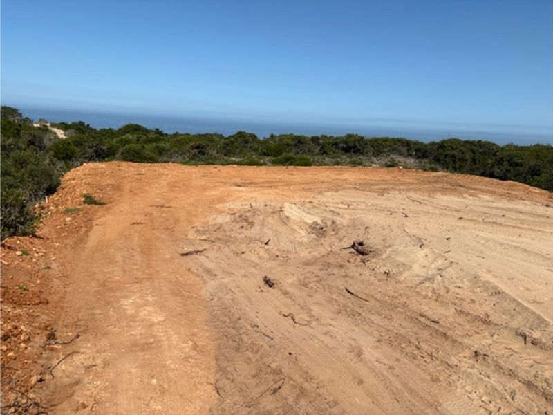 Exceptional Coastal Vacant Plot with Breathtaking Ocean Views! - Photo 5