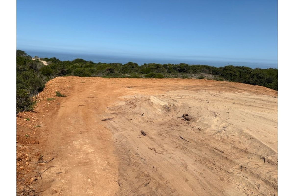 Exceptional Coastal Vacant Plot with Breathtaking Ocean Views! - Photo 5