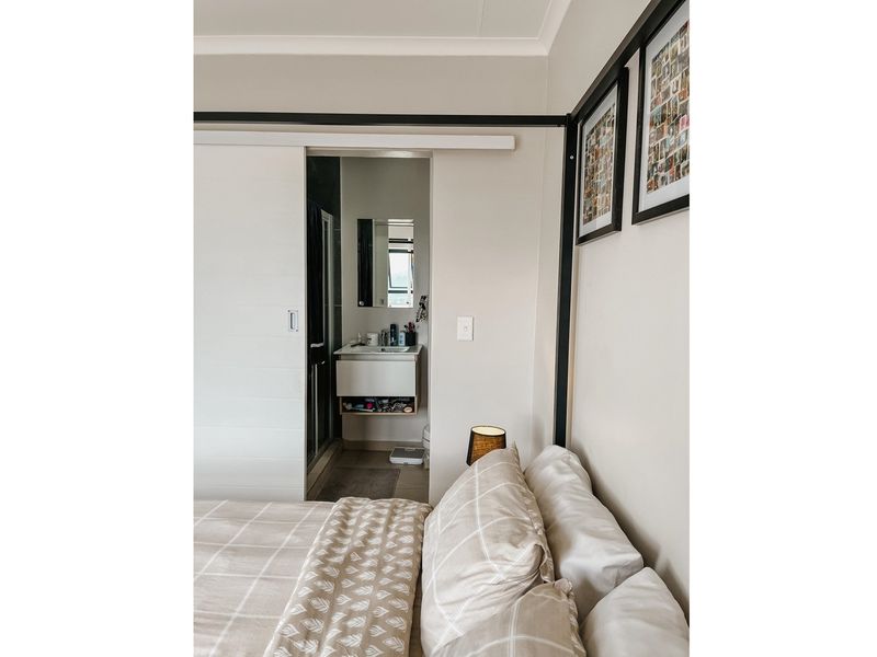 "Modern Oasis: 2-Bed Townhouse in Nelspruit" - Photo 10