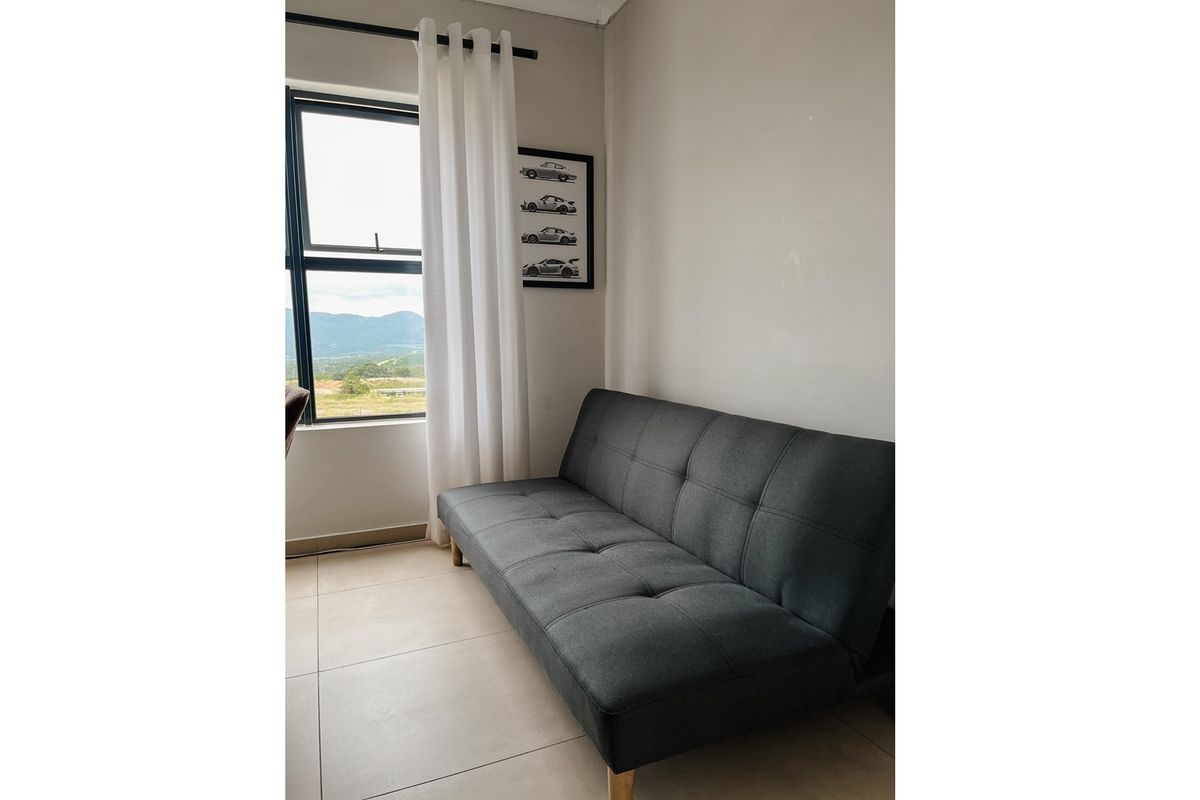 "Modern Oasis: 2-Bed Townhouse in Nelspruit" - Photo 3
