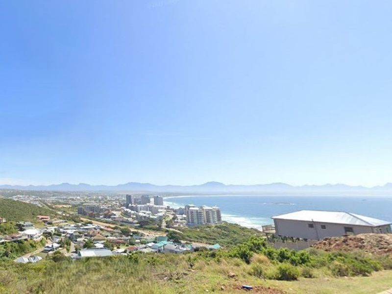 This plot offers breathtaking valley and sea views that promise serene and picturesque living - Photo 9