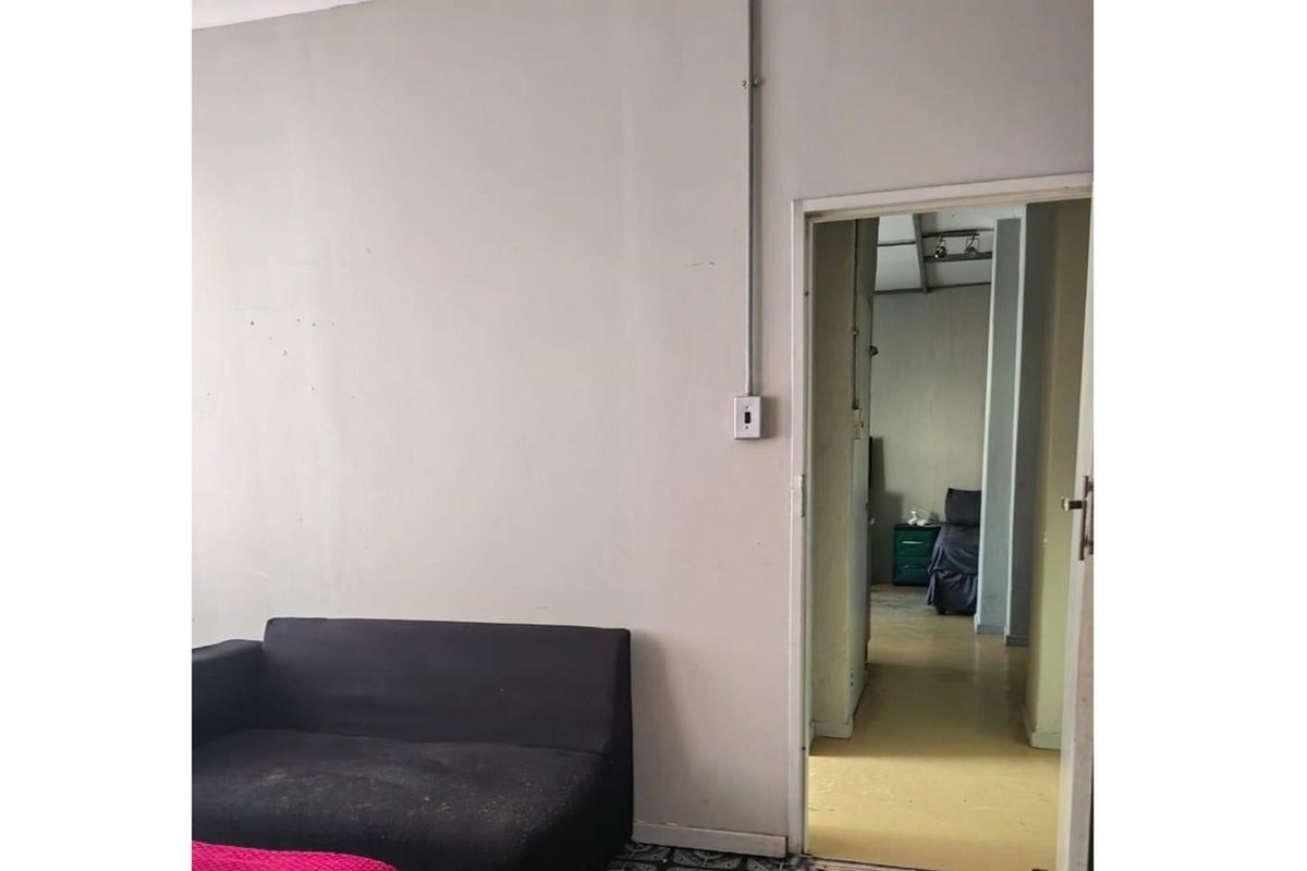 1 Bedroom Apartment Up For Grabs!!! - Photo 3