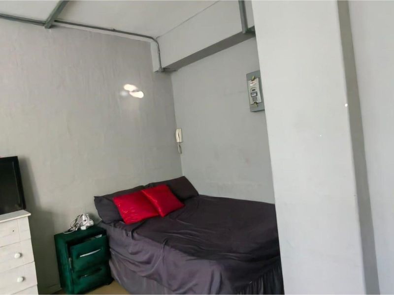 1 Bedroom Apartment Up For Grabs!!! - Photo 5